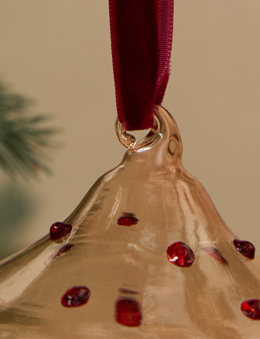 #color::pink-+-red #style::bulb