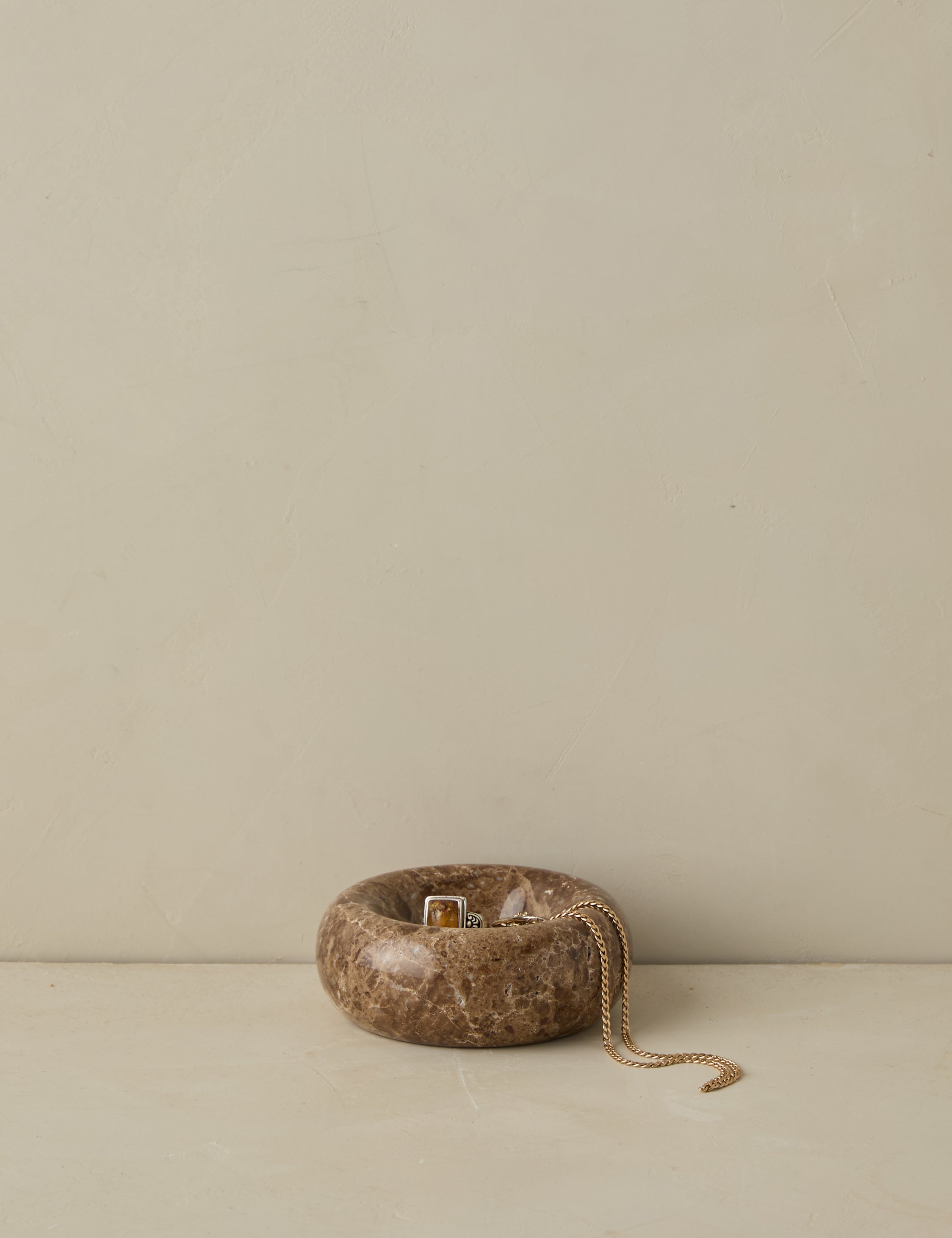 #color::cacao #size::small