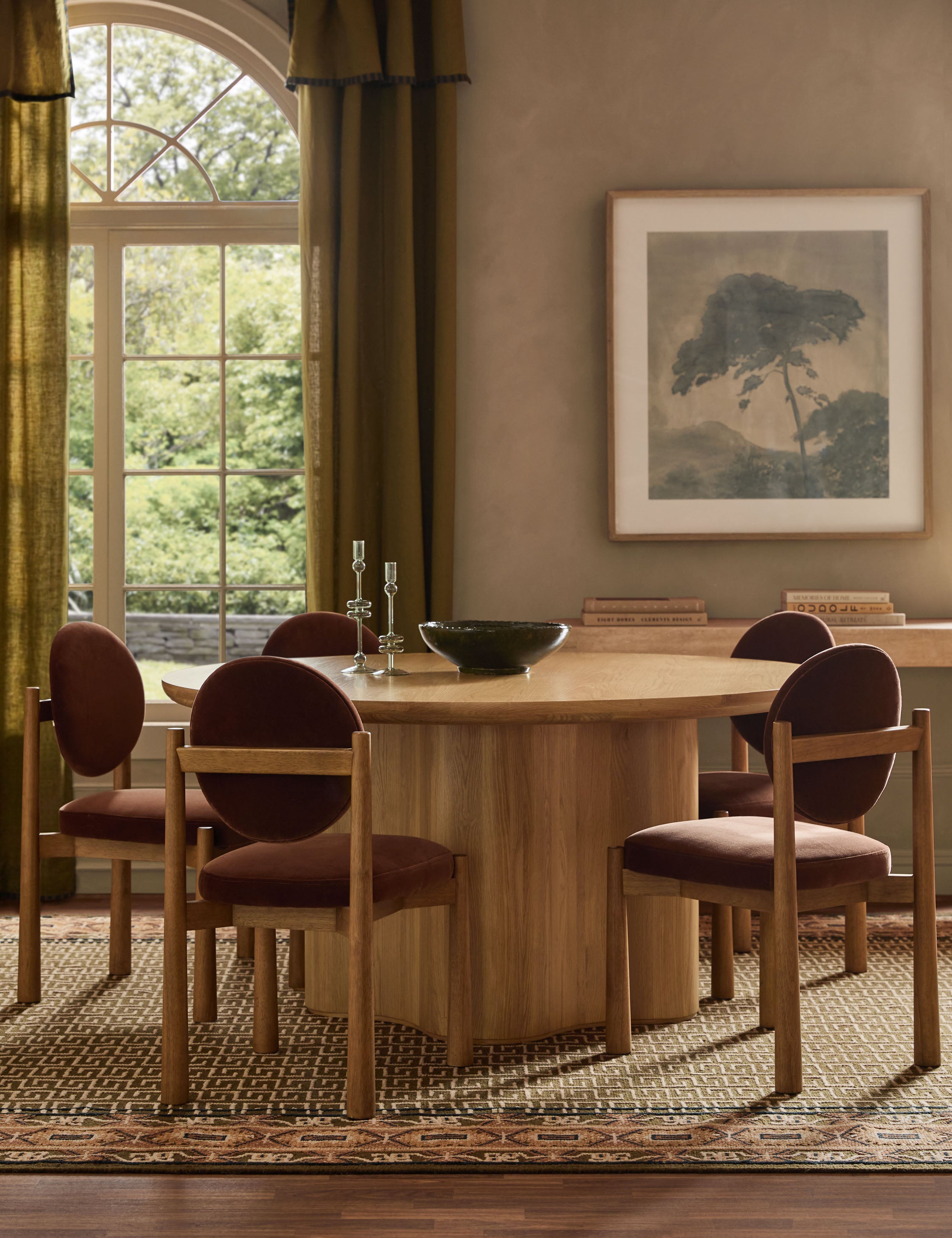Sedona Round Dining Table - Thumbnail 4