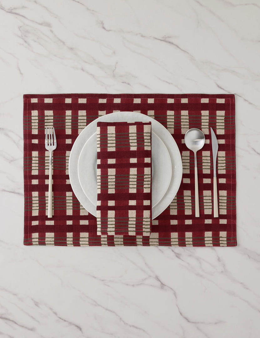 #color::cherry #style::placemat--set-of-4