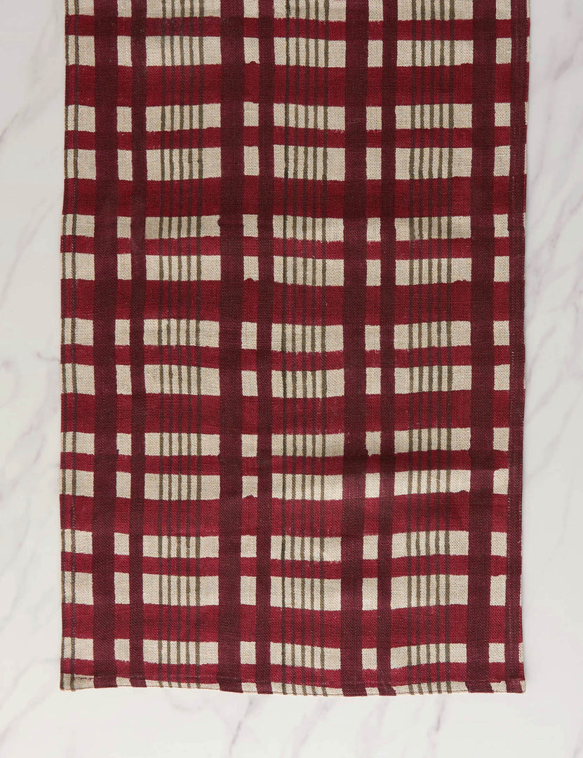 #color::cherry #style::tablerunner-90- #style::tablerunner-120- | Musetta plaid linen table runner