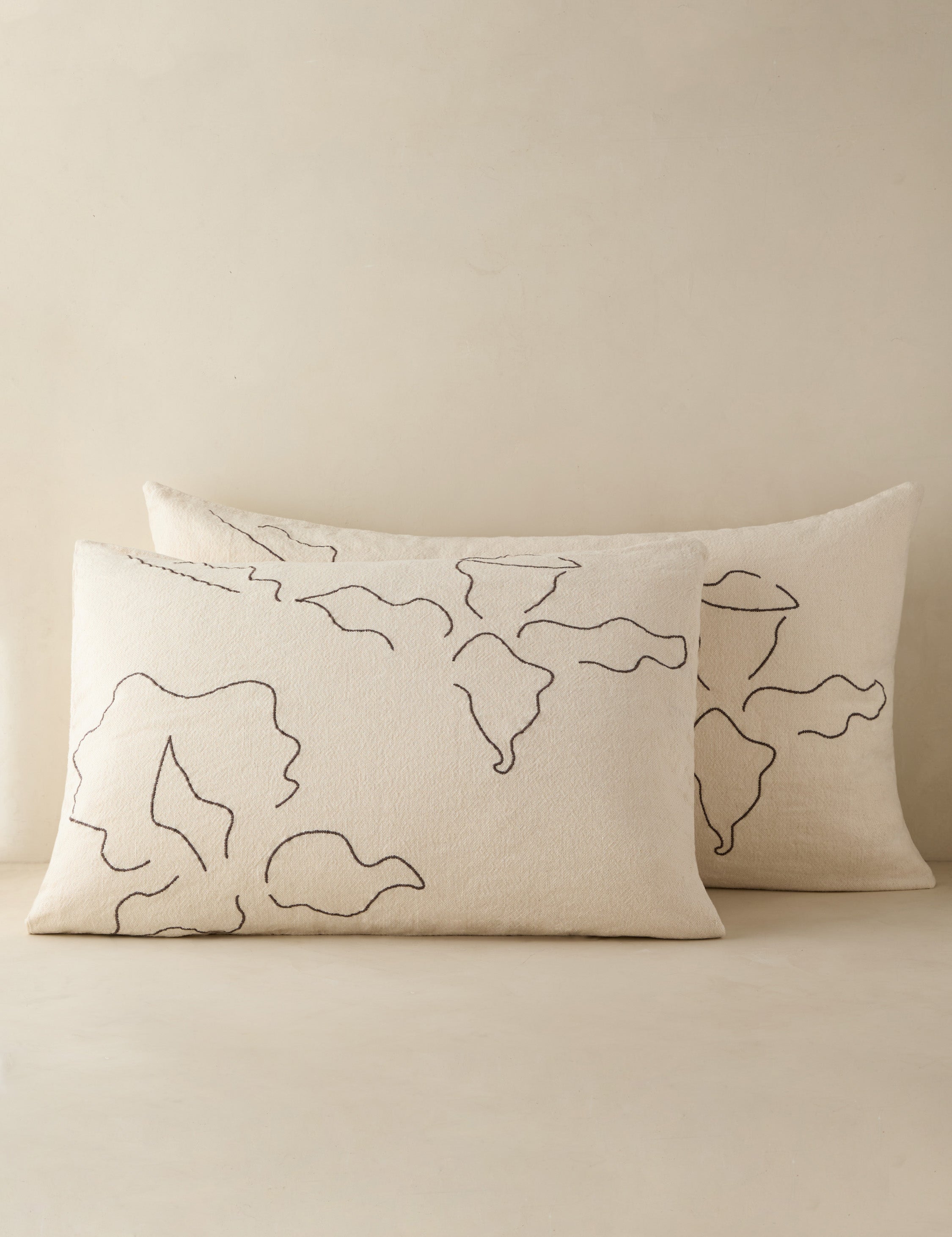 #color::ivory #size::standard #size::king