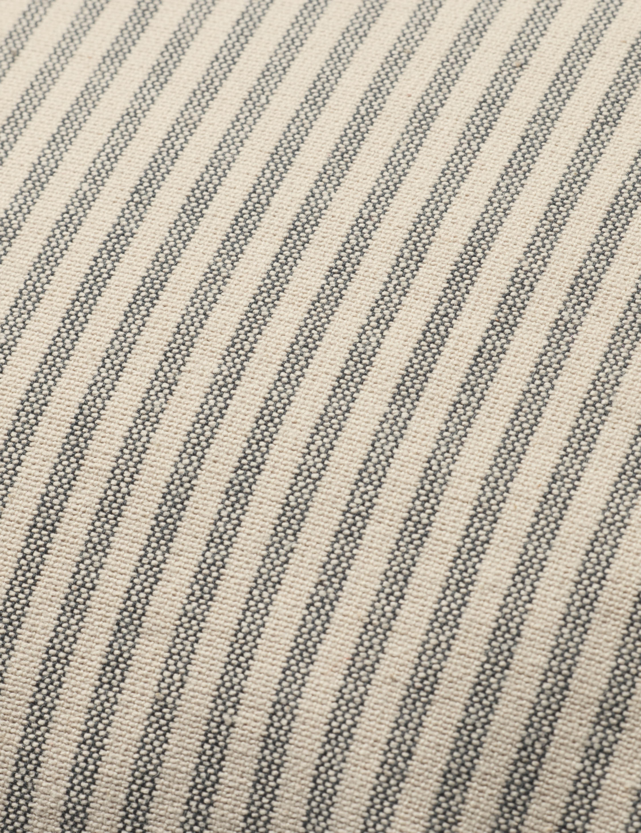 Loloi Sullivan Pillow - Thumbnail 4