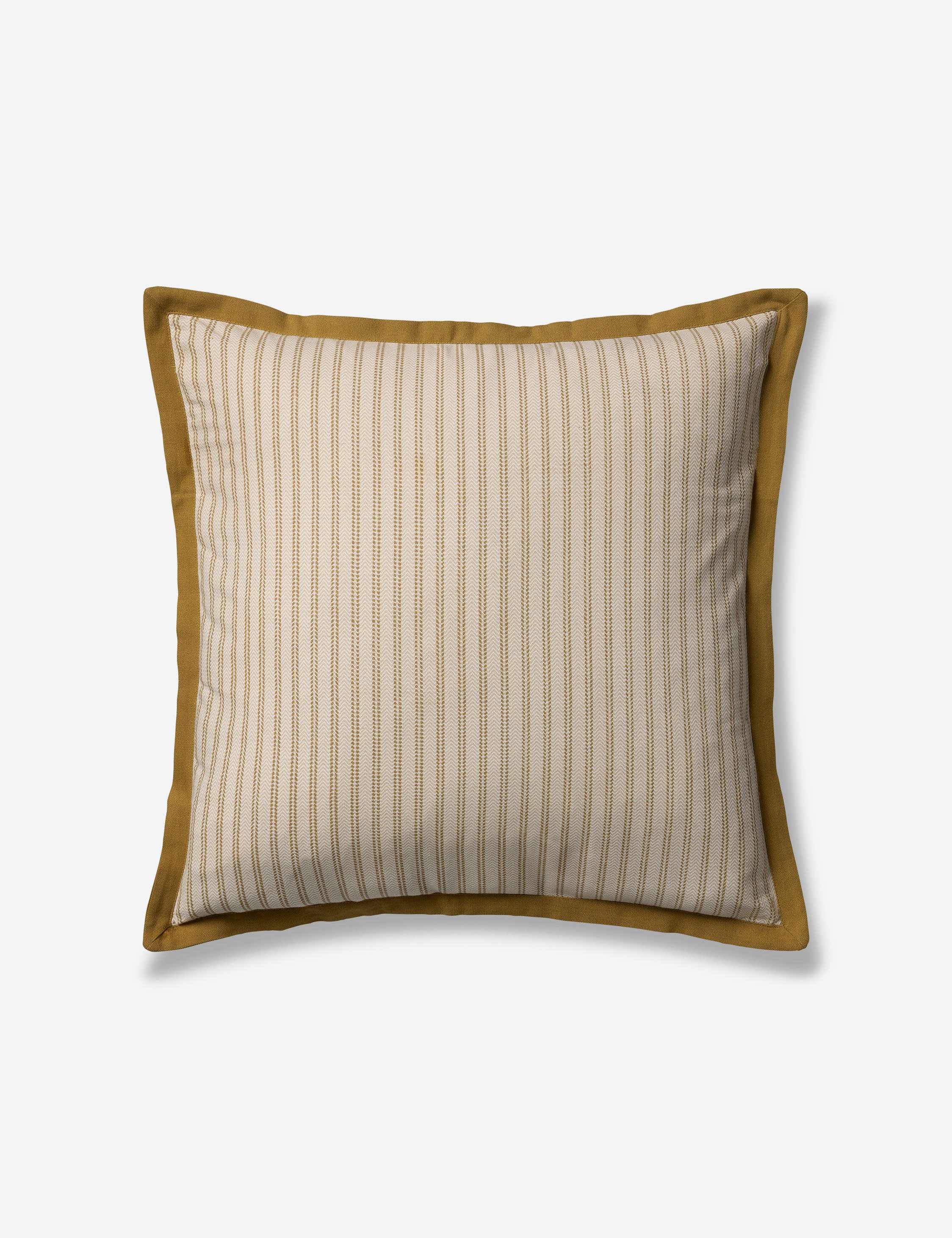 #color::gold-and-ivory #size::20--x-20-- #insert::polyester #insert::down