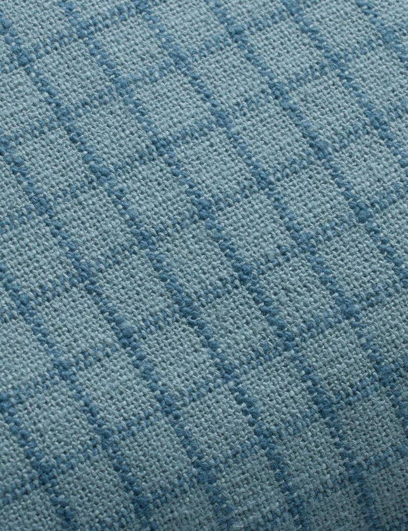 #color::ocean-and-blue #size::18--x-18- #insert::down #insert::polyester