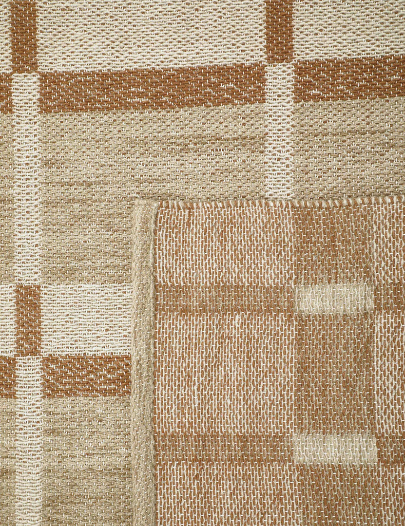 #color::beige #size::2--x-3- #size::2-6--x-8--runner #size::3--x-5- #size::5--x-8- #size::7-9--x-9-9- #size::8-9--x-11-9-