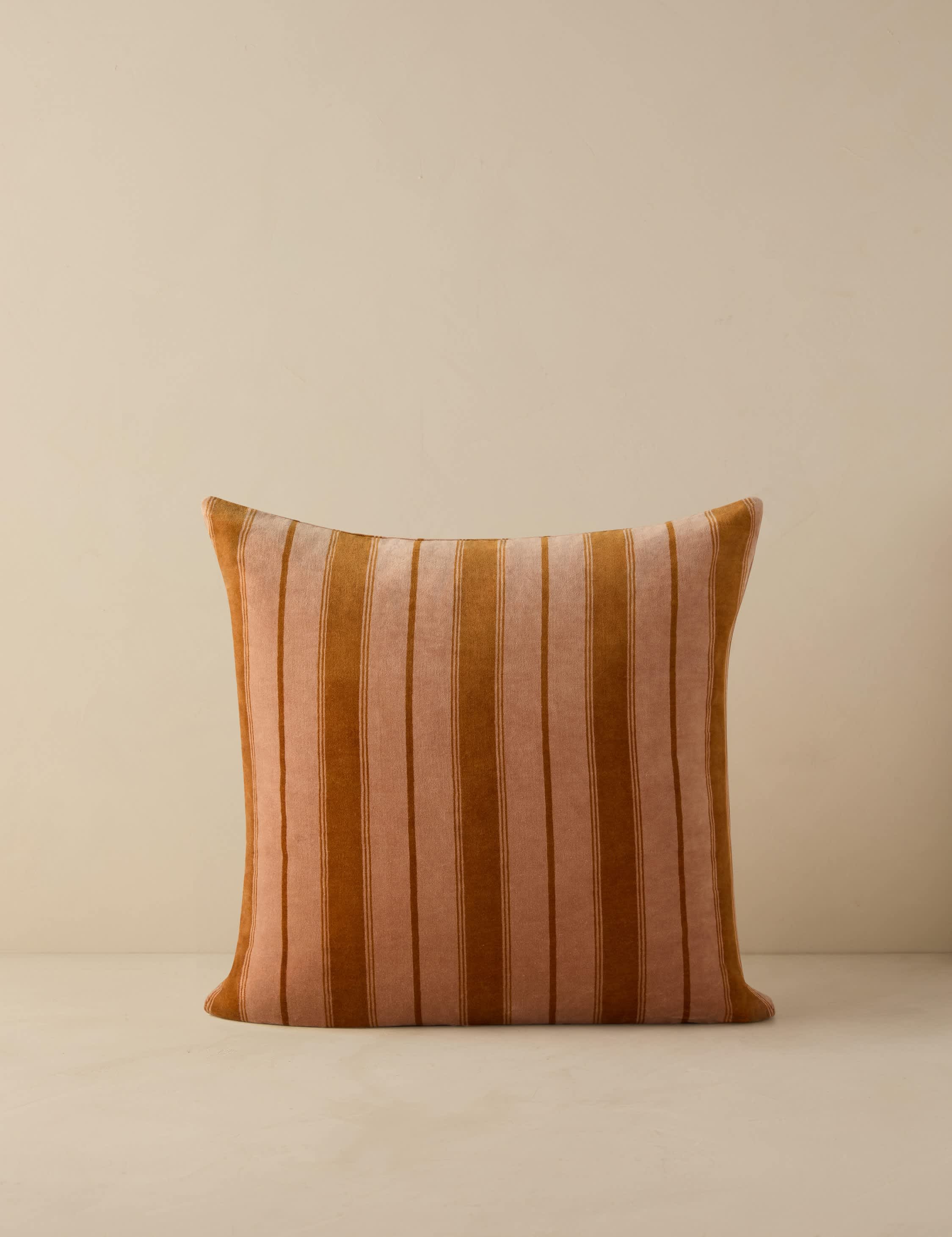 #color::marigold-and-blush #style::square