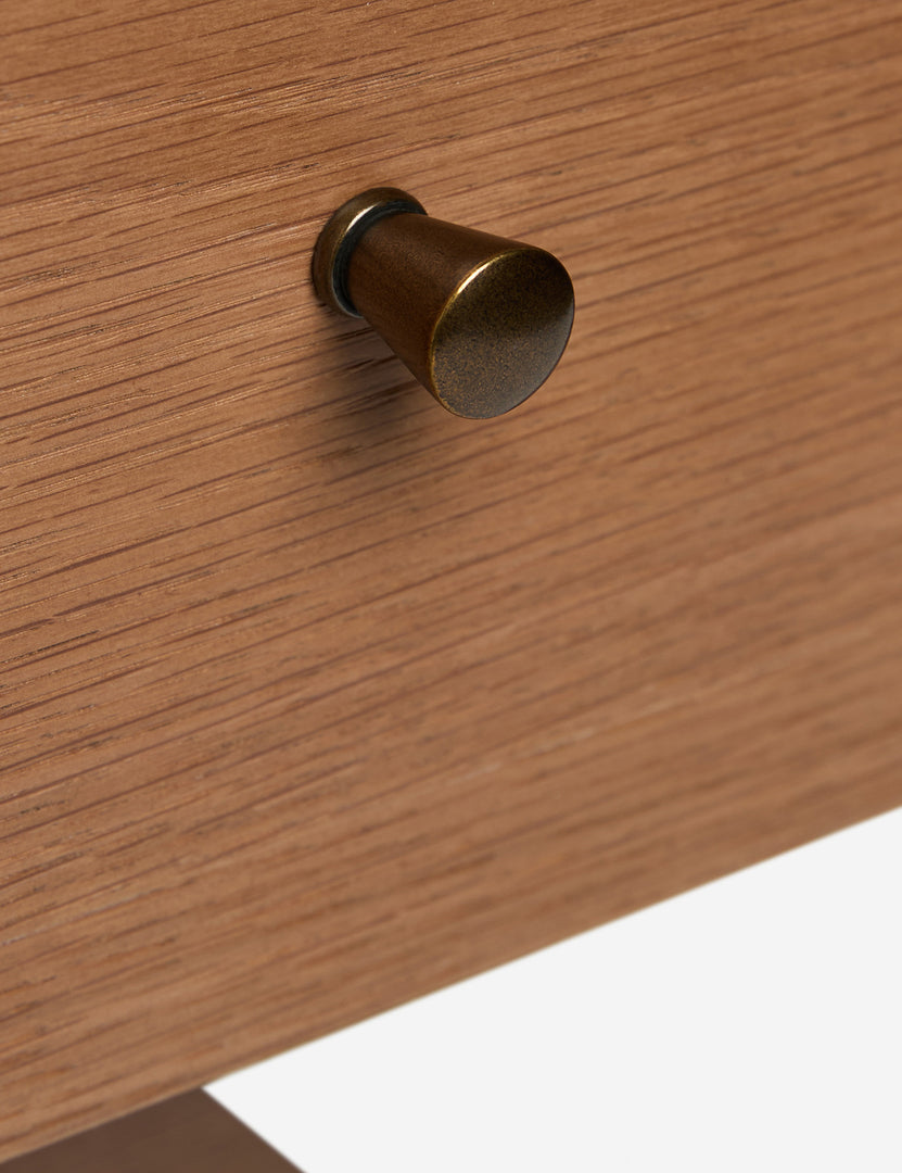 #color::walnut-oak #size::26-w