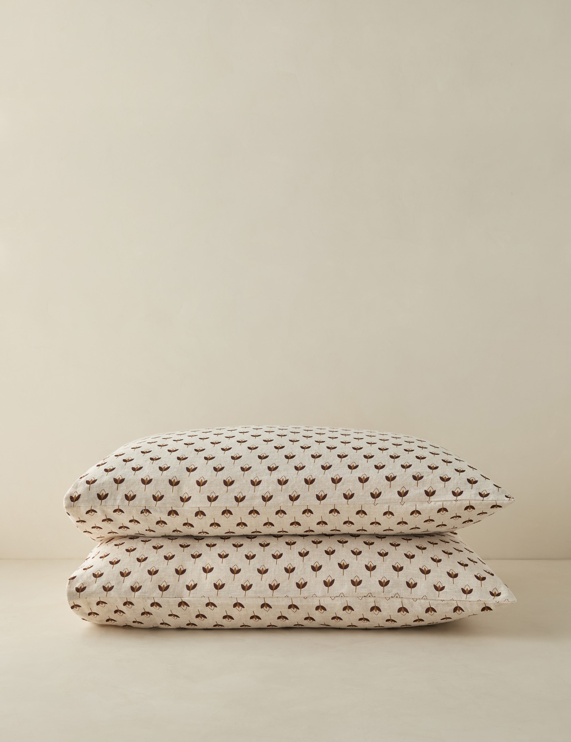 Poiret European Flax Linen Pillowcase Set - Thumbnail 2