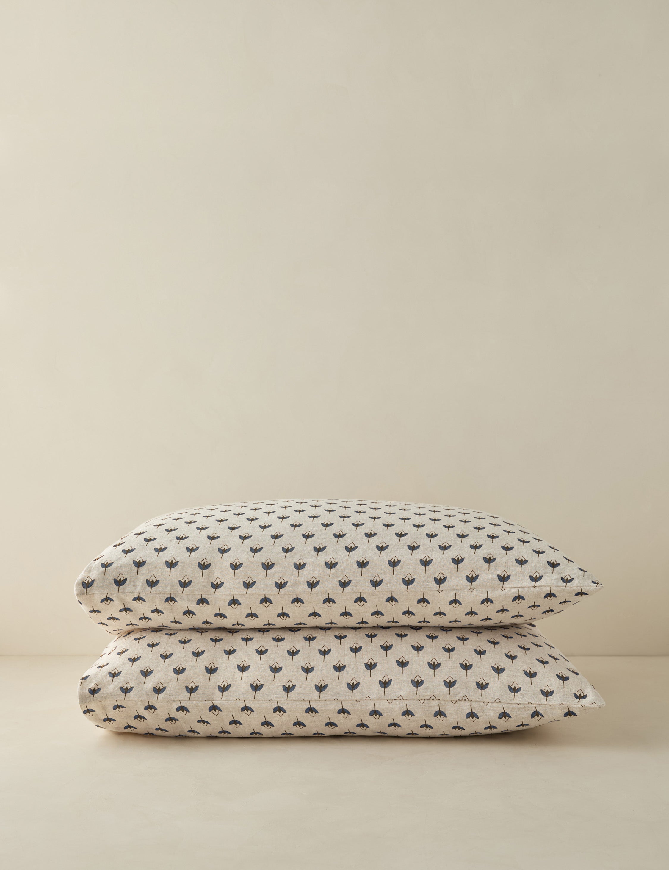 #color::fern-and-denim #size::standard #size::king