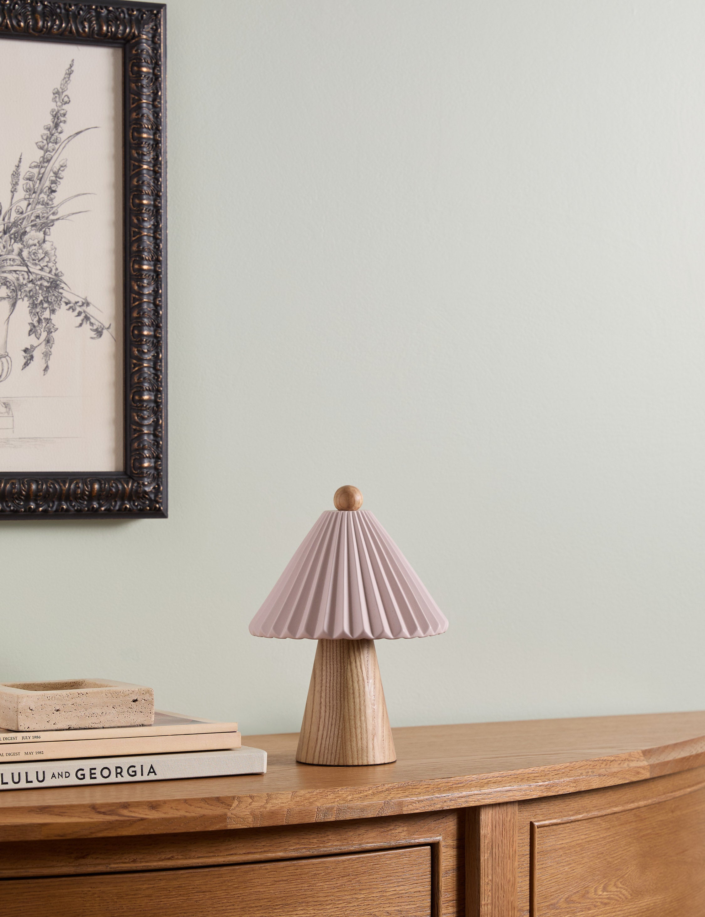 #color::blush #size::mini