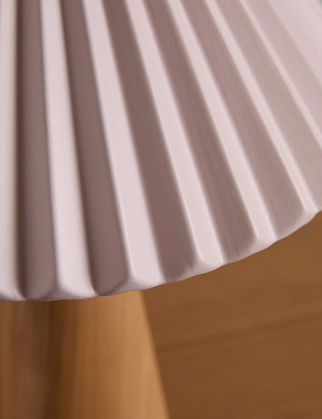 #color::blush #size::small
