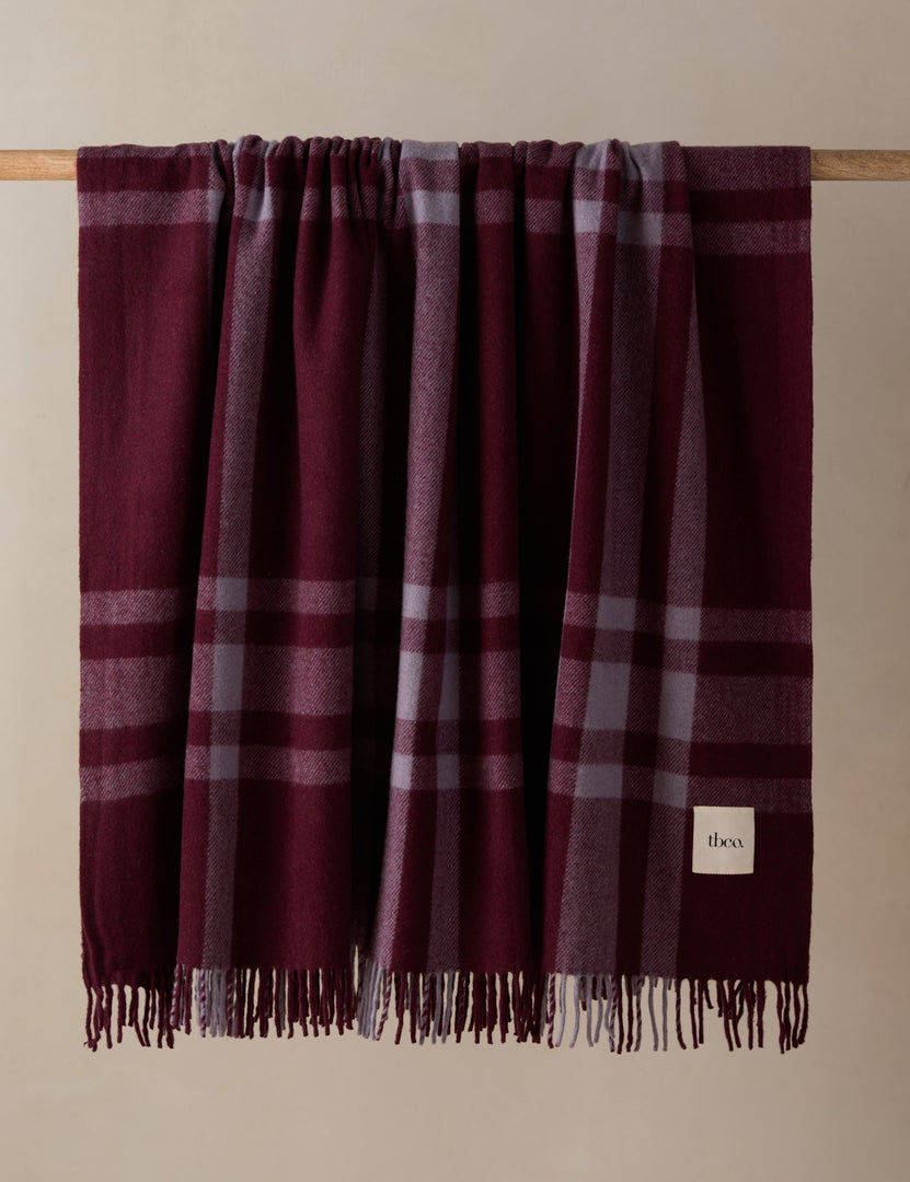 #color::burgundy-modern-tartan