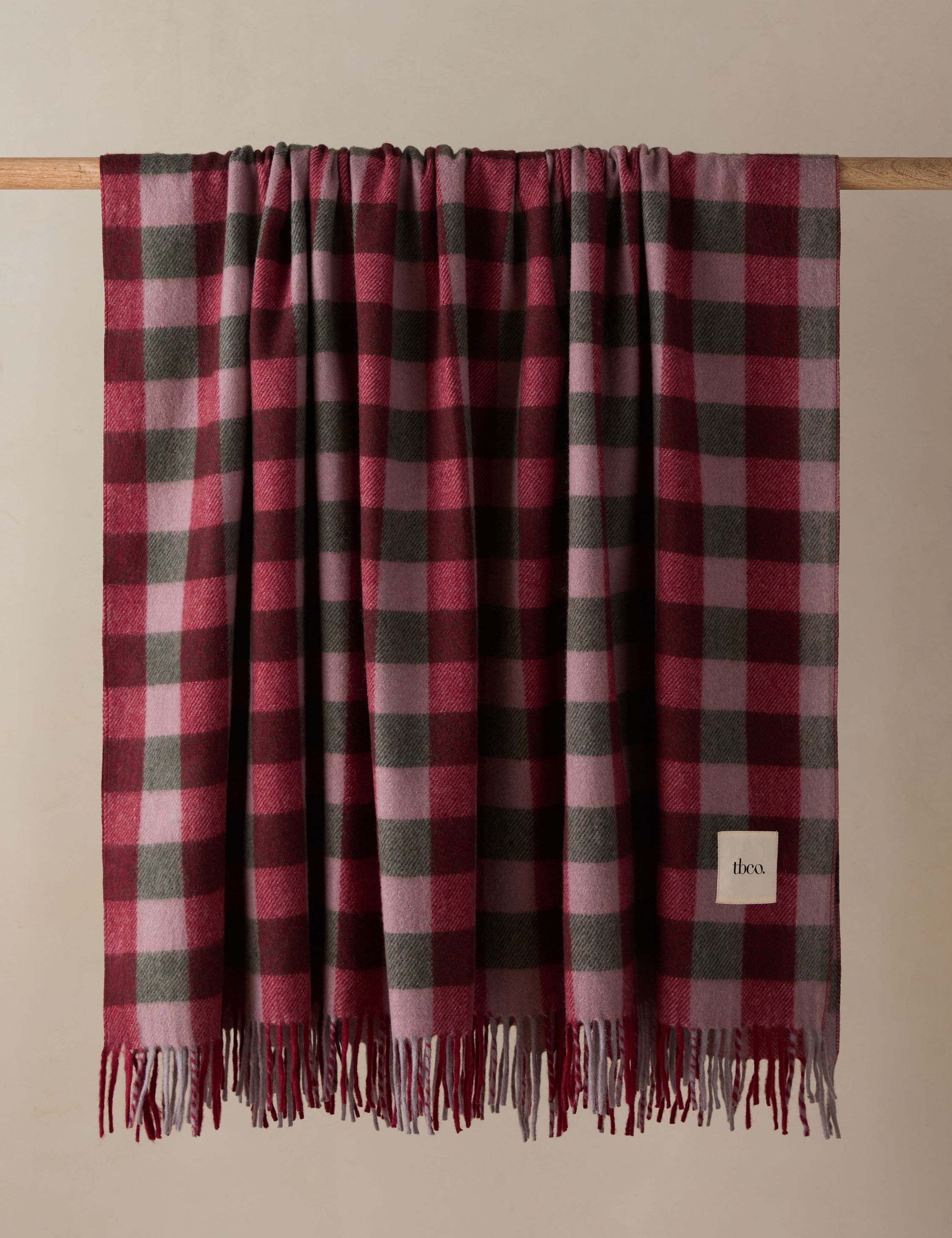 #color::wine-gingham