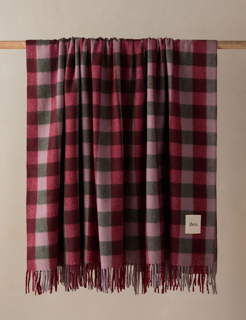 #color::wine-gingham