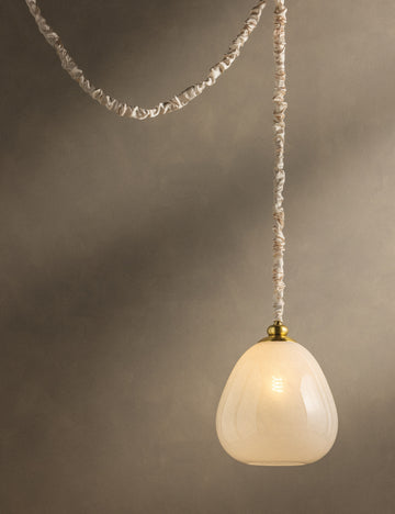 #color::ivory #size::11.5"Dia 