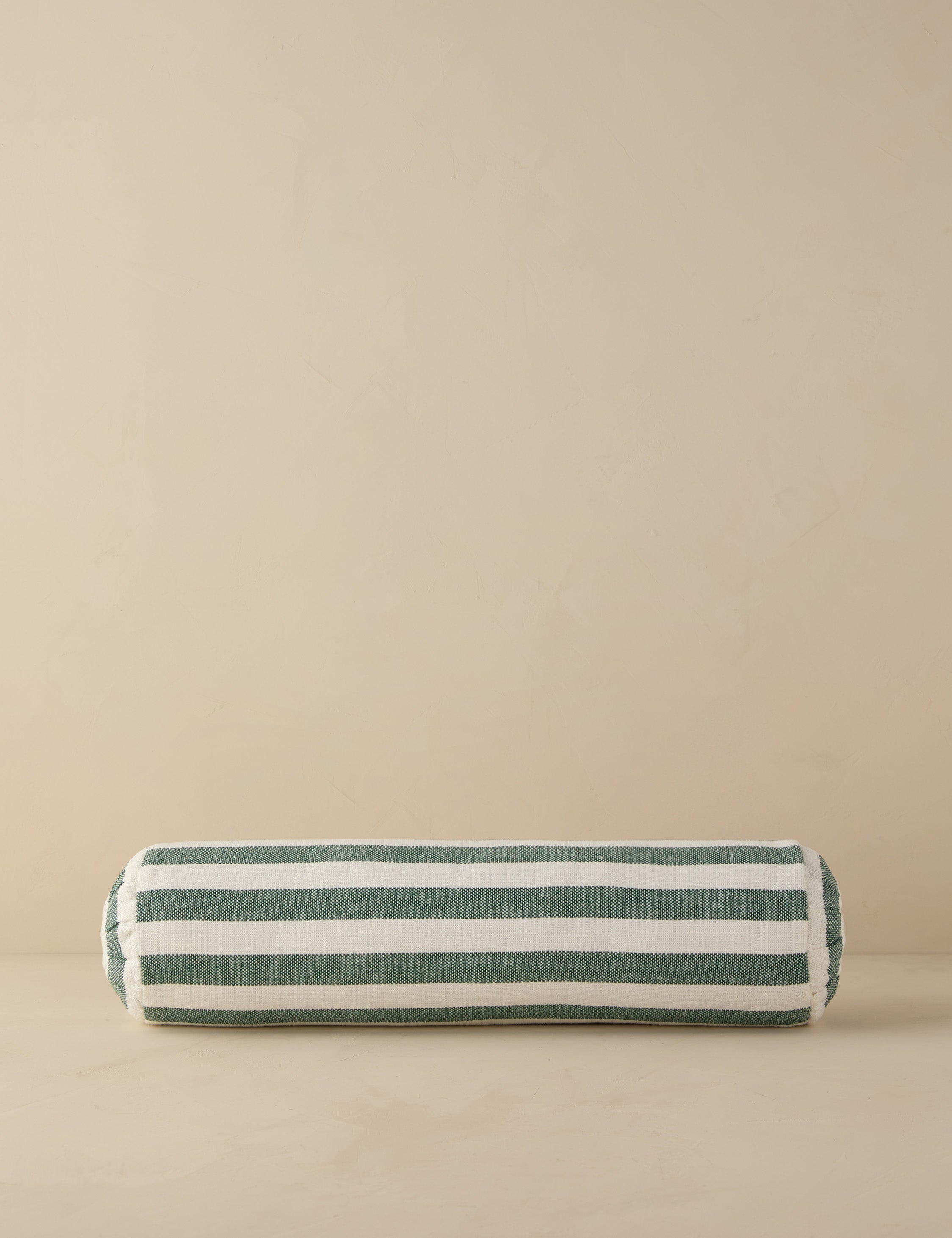 #color::emerald #style::bolster #fill-type::polyester