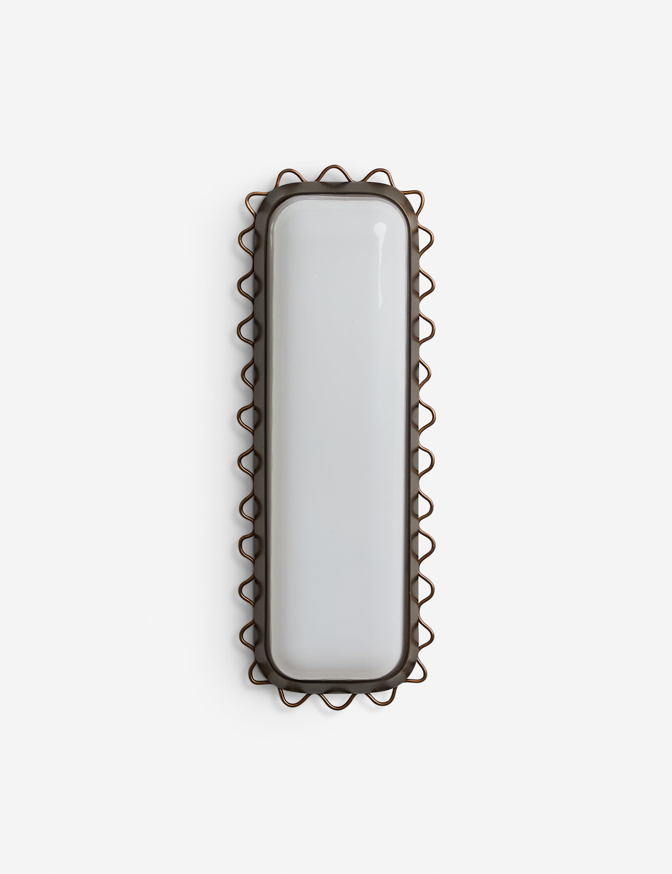 #color::burnished-brass #size::large 