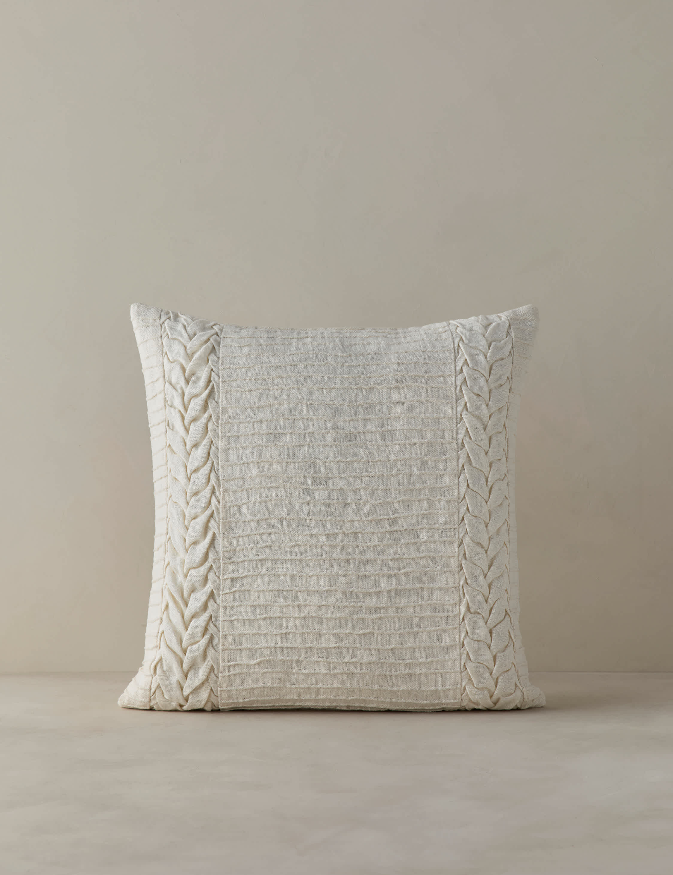 #color::ivory #style::square