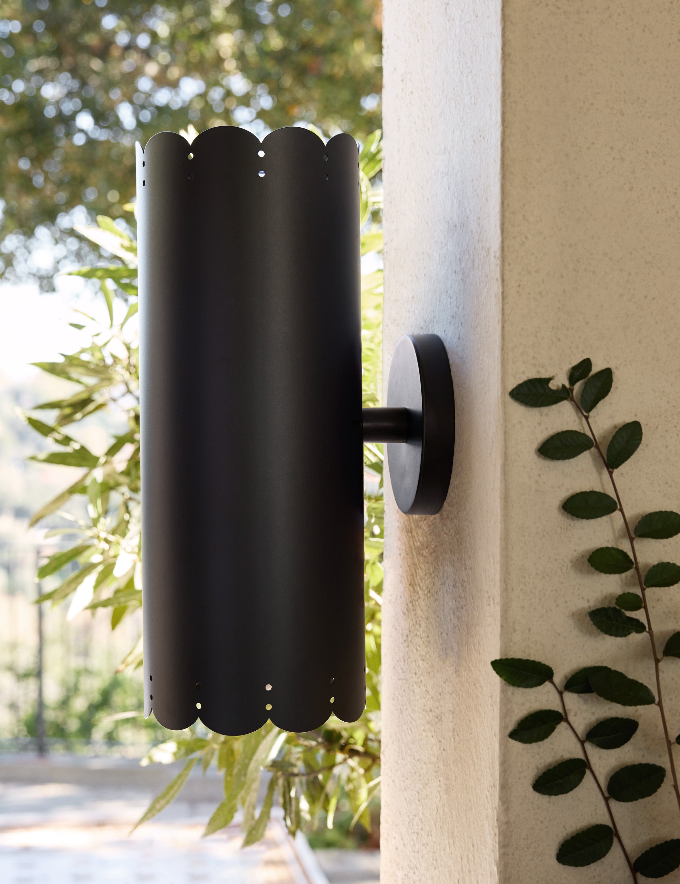 Lulu and Georgia Teeling Outdoor Sconce - Thumbnail 2