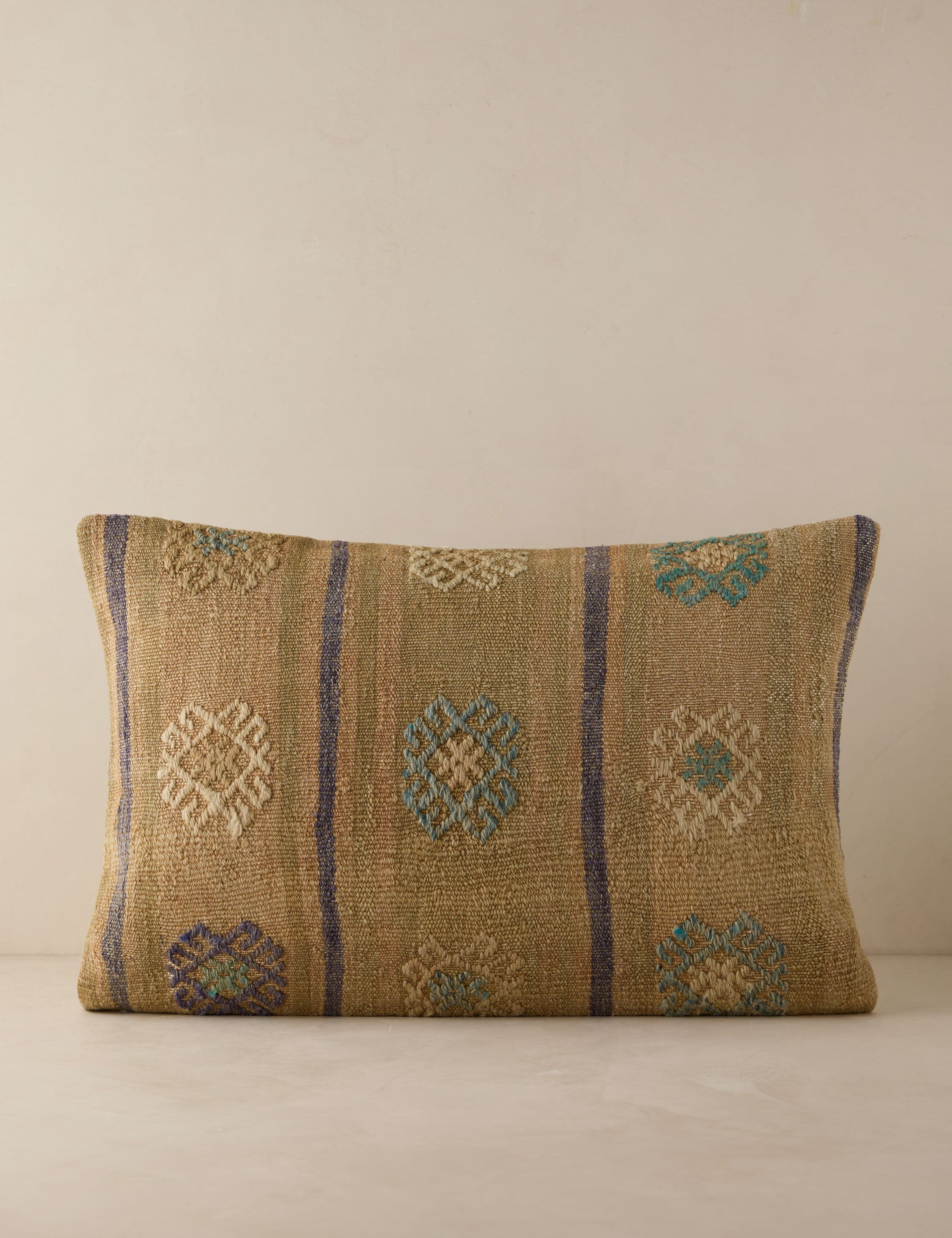 Lulu and Georgia Lumbar Pillow - Thumbnail 3