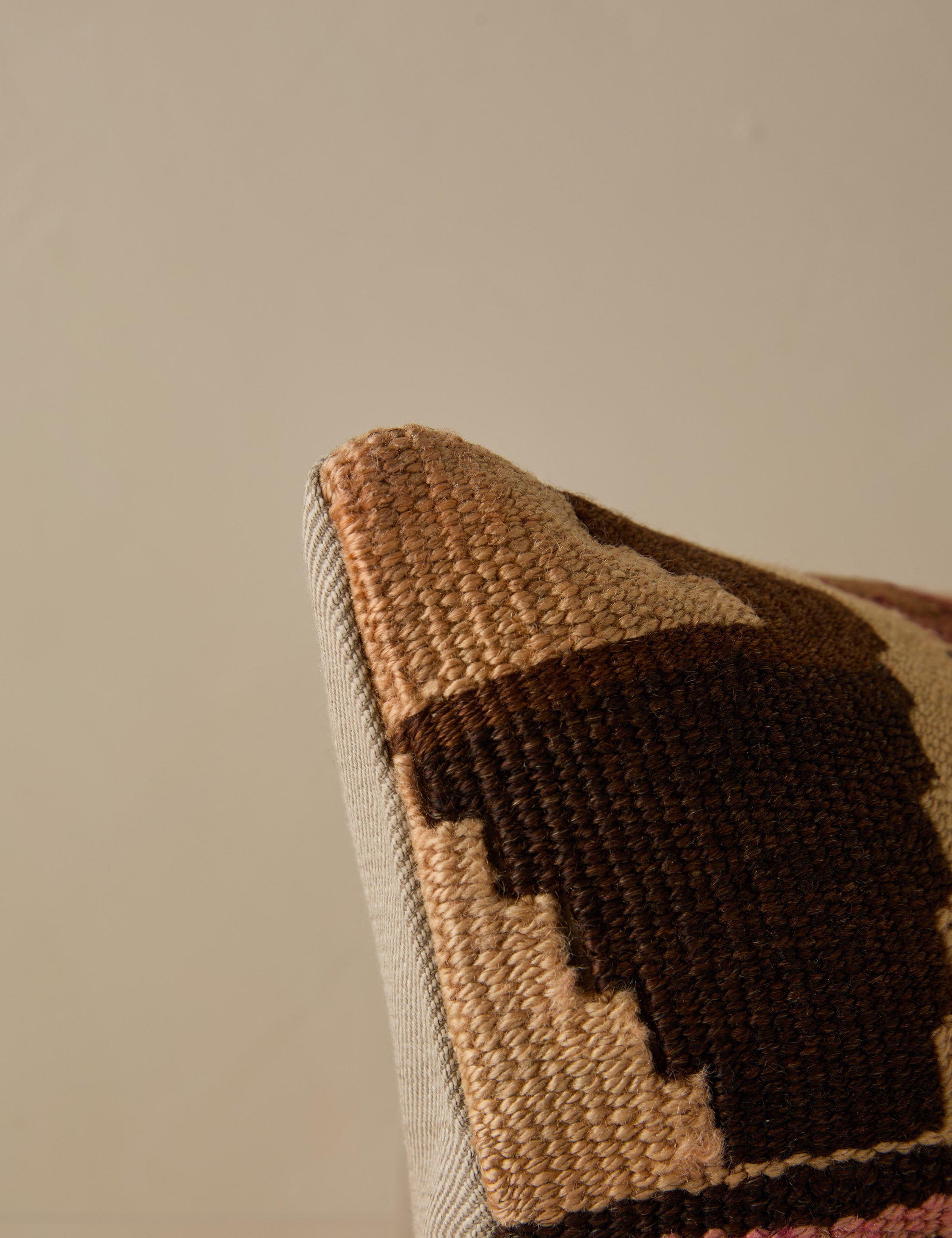 Lulu and Georgia Lumbar Pillow - Thumbnail 4