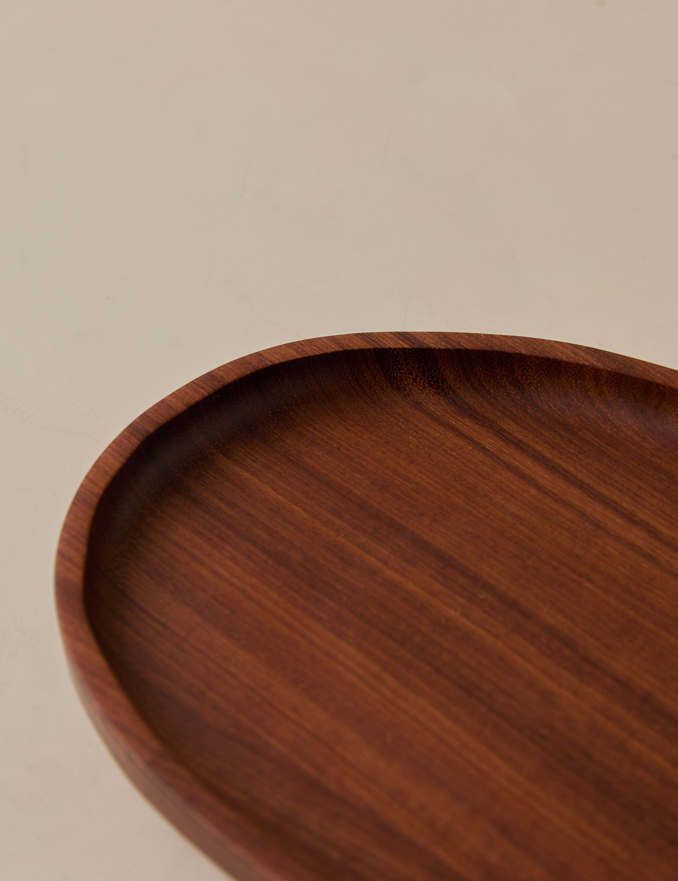 Itza Wood Leaf Tray - Thumbnail 2