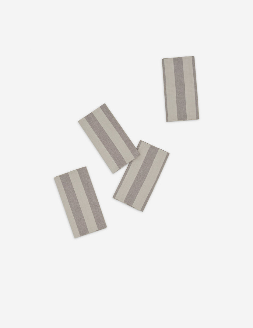 #color::light-gray-+-dark-gray #style::napkin--set-of-4