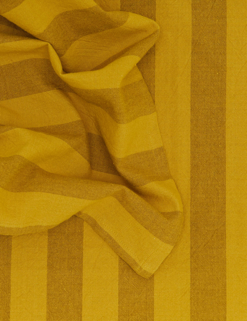 #color::mustard-+-bronze #style::napkin--set-of-4