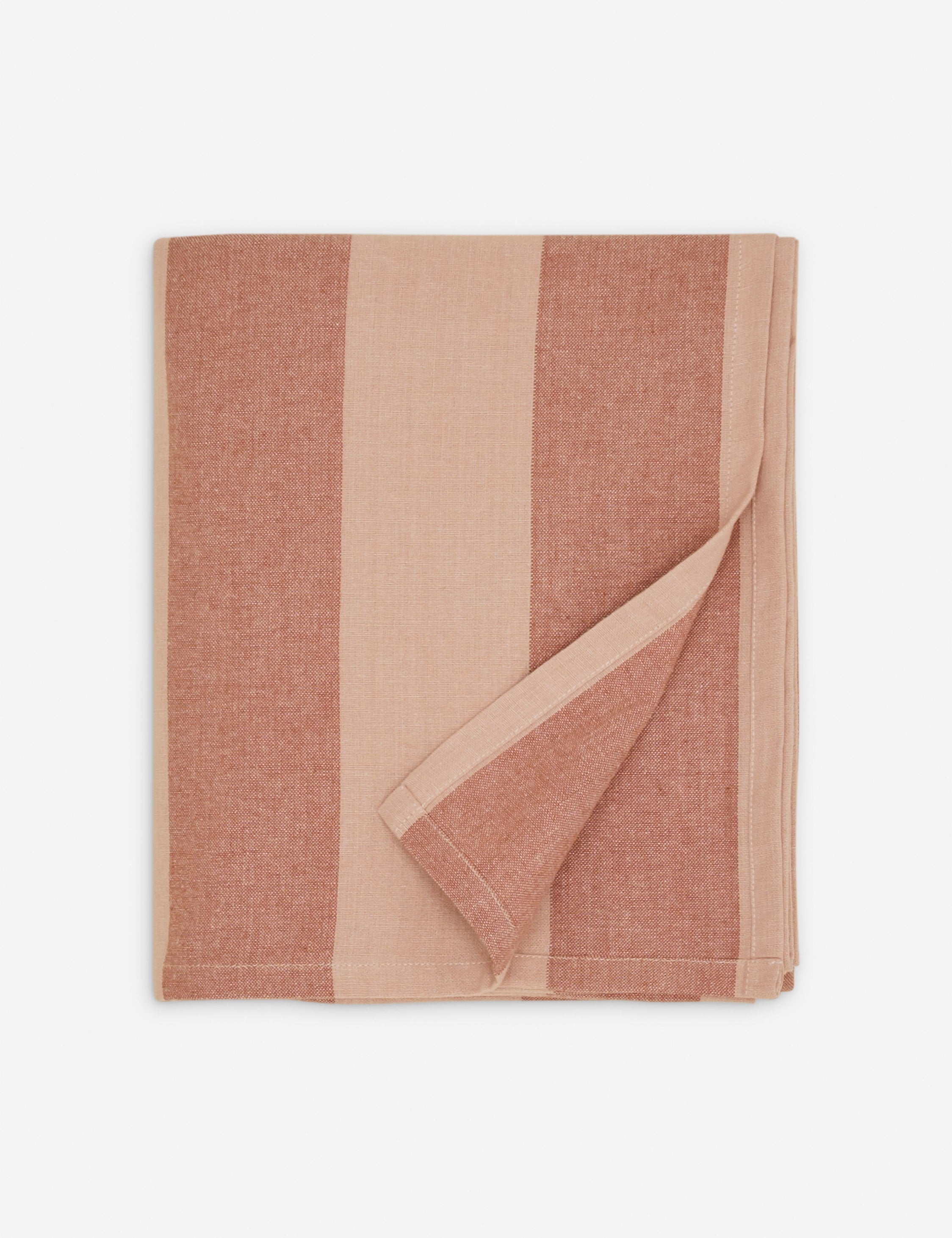 #color::blush-+-terracotta #style::tablecloth