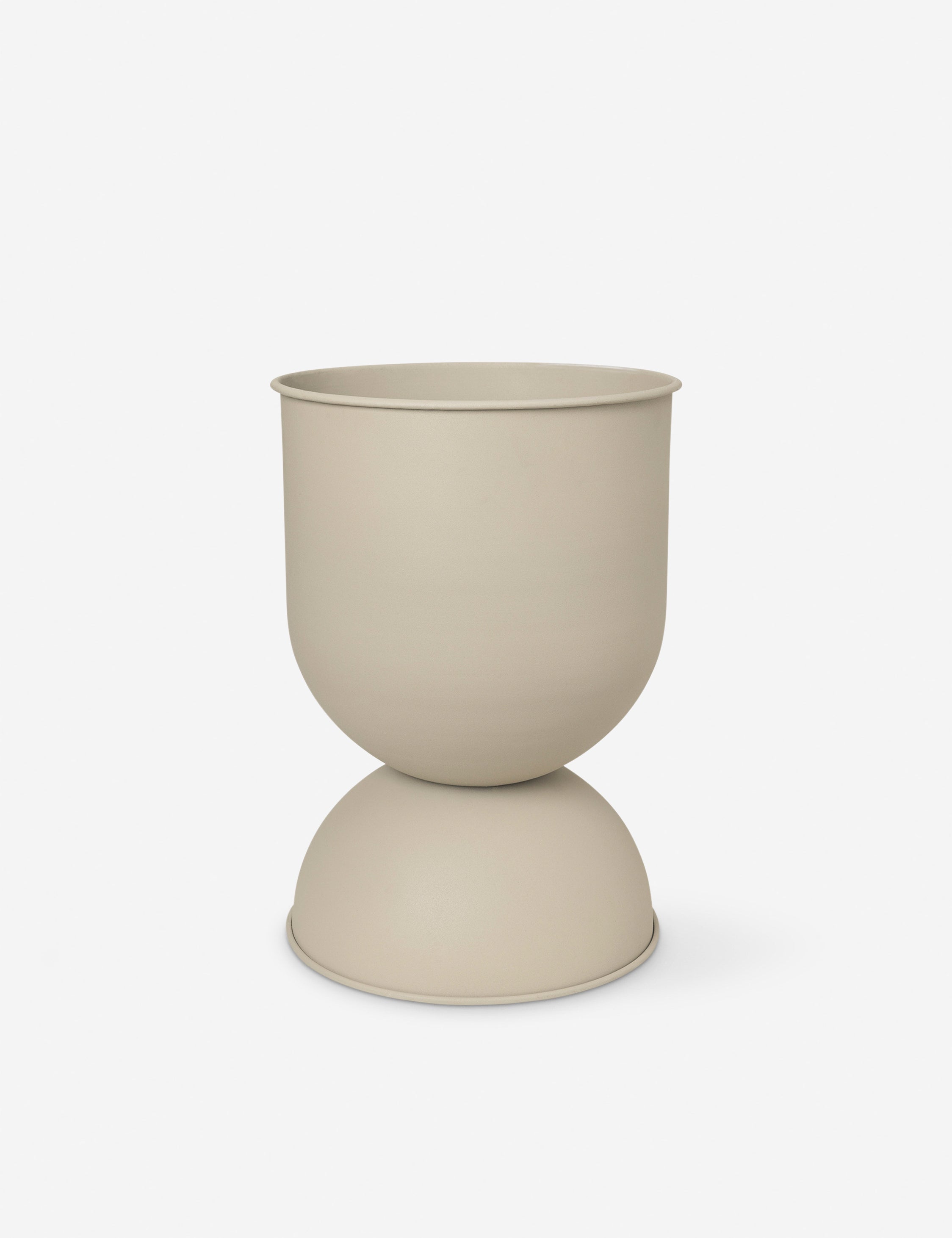#color::taupe #style::large