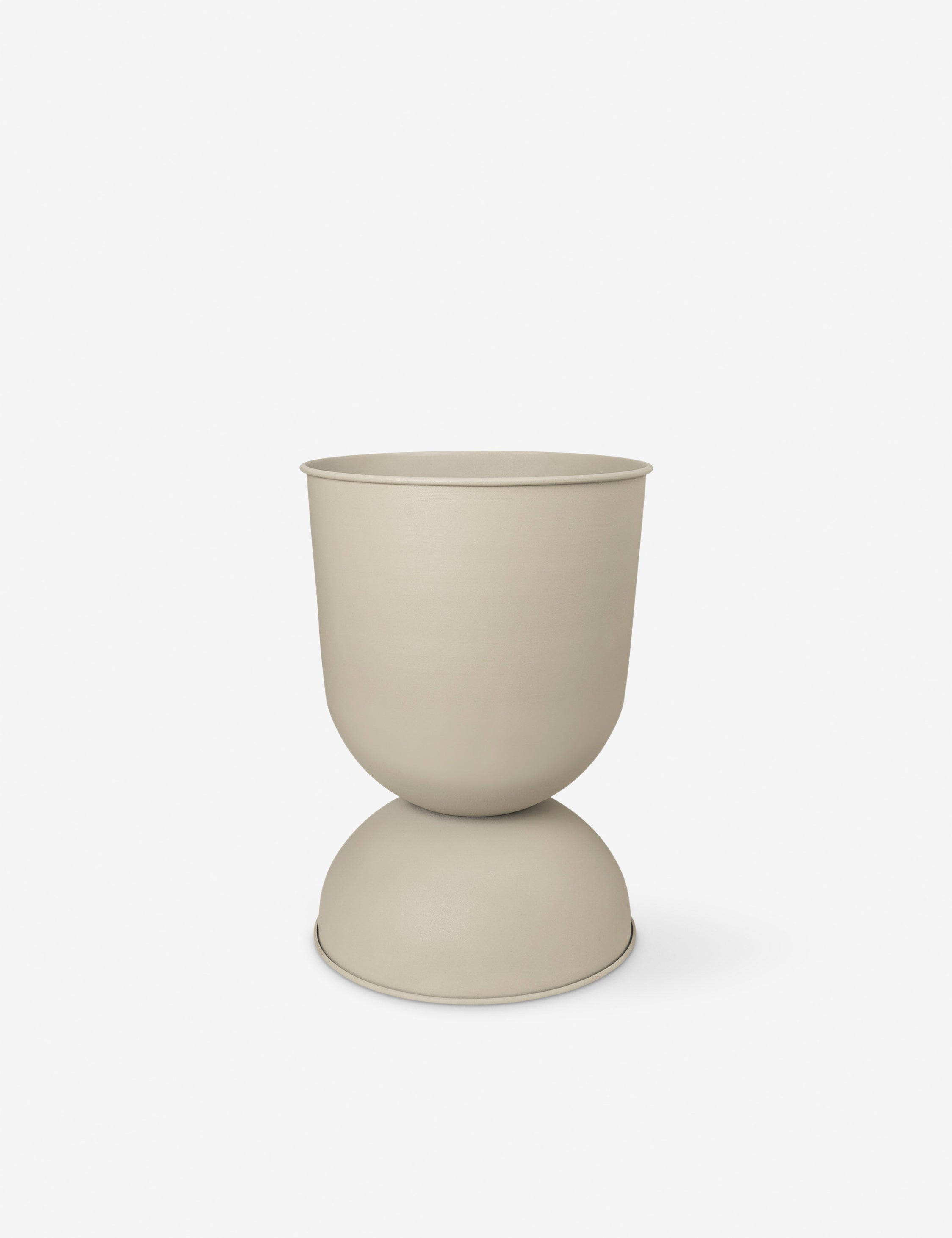#color::taupe #style::medium