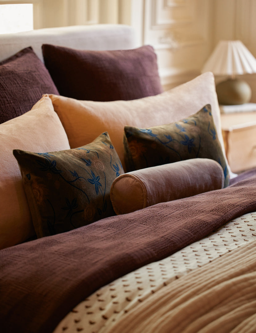 #color::merlot #size::full-queen #size::king-cal-king #type::duvet-cover #type::duvet-set