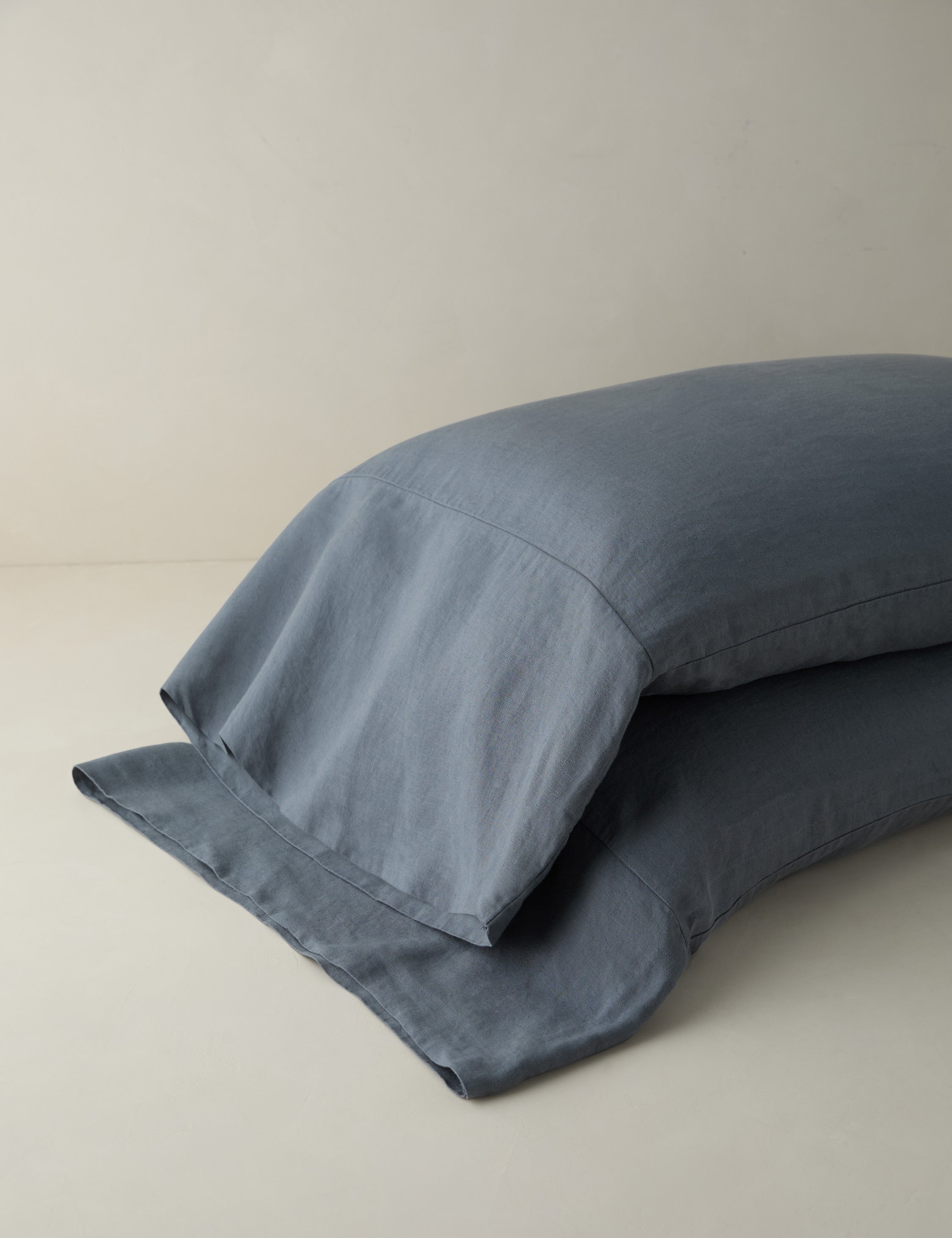 Lulu and Georgia Melia European Flax Linen Pillowcases - Thumbnail 5