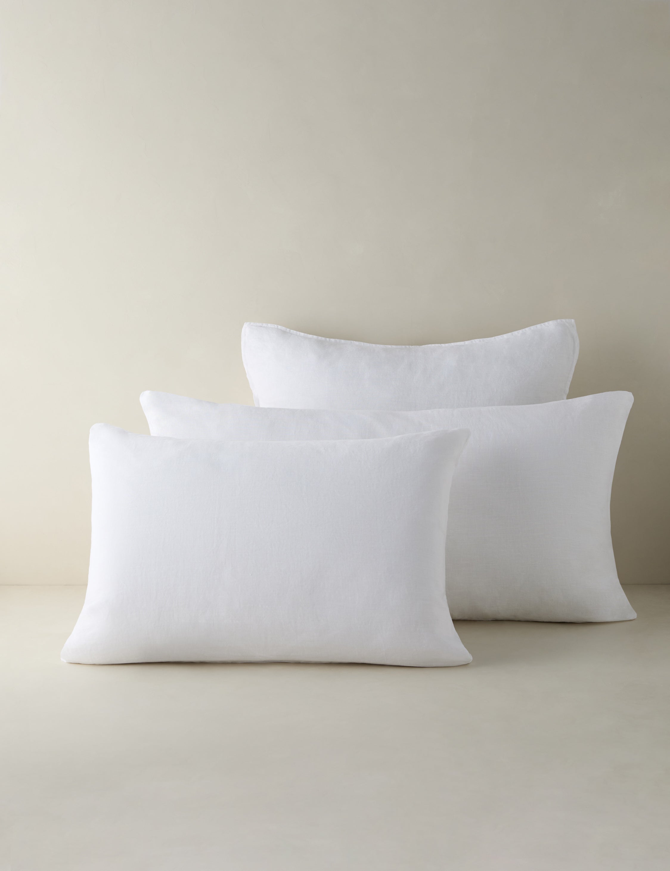 #color::white #size::standard #size::king #size::euro