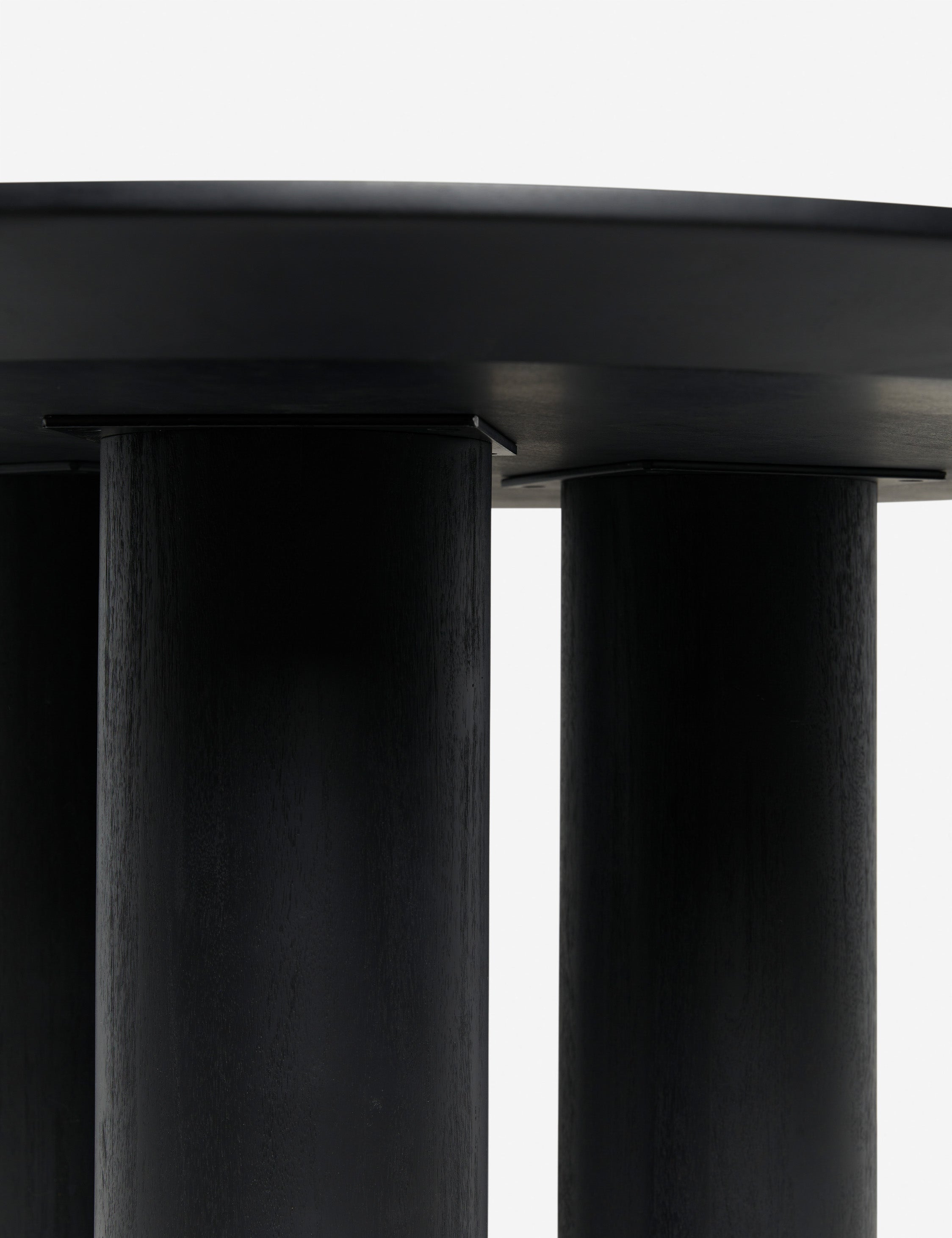 Mojave Round Dining Table