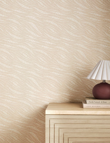 #color::ivory
