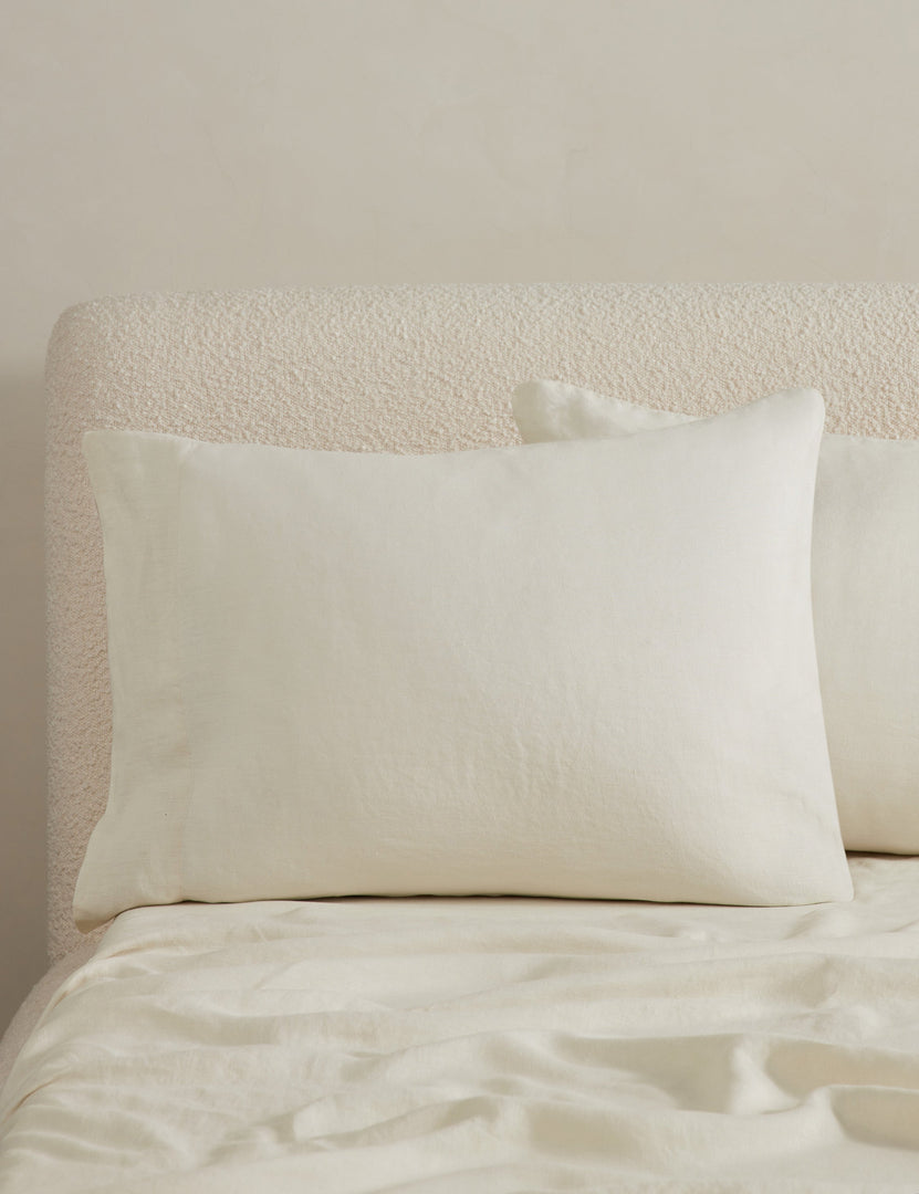 #color::cream #size::standard #size::king | Essie soft, breathable hemp pillowcase in cream