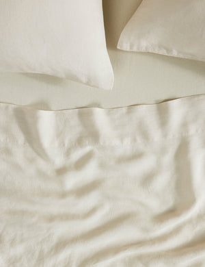 Close up view of the Essie soft, breathable hemp sheet set in cream