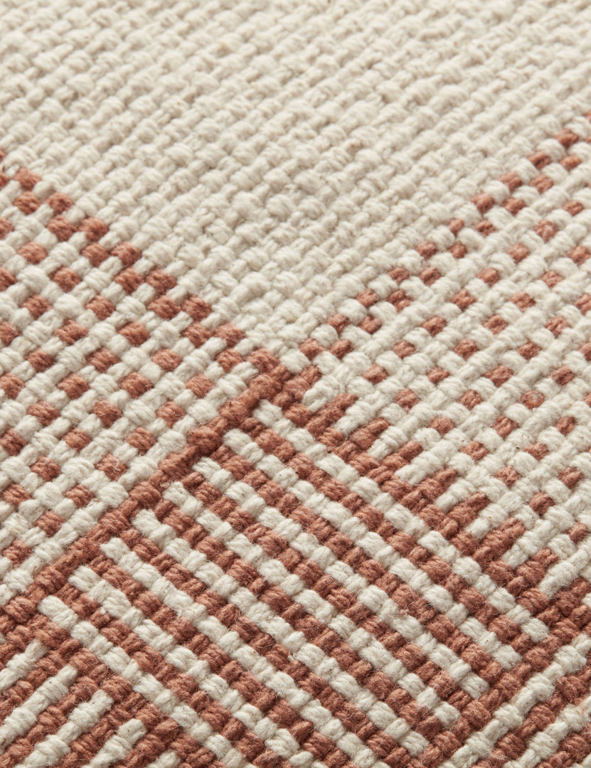 #color::cream-and-terracotta #insert::down #insert::polyester