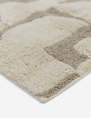 Close up view of the Sandoval neutral modern bath mat