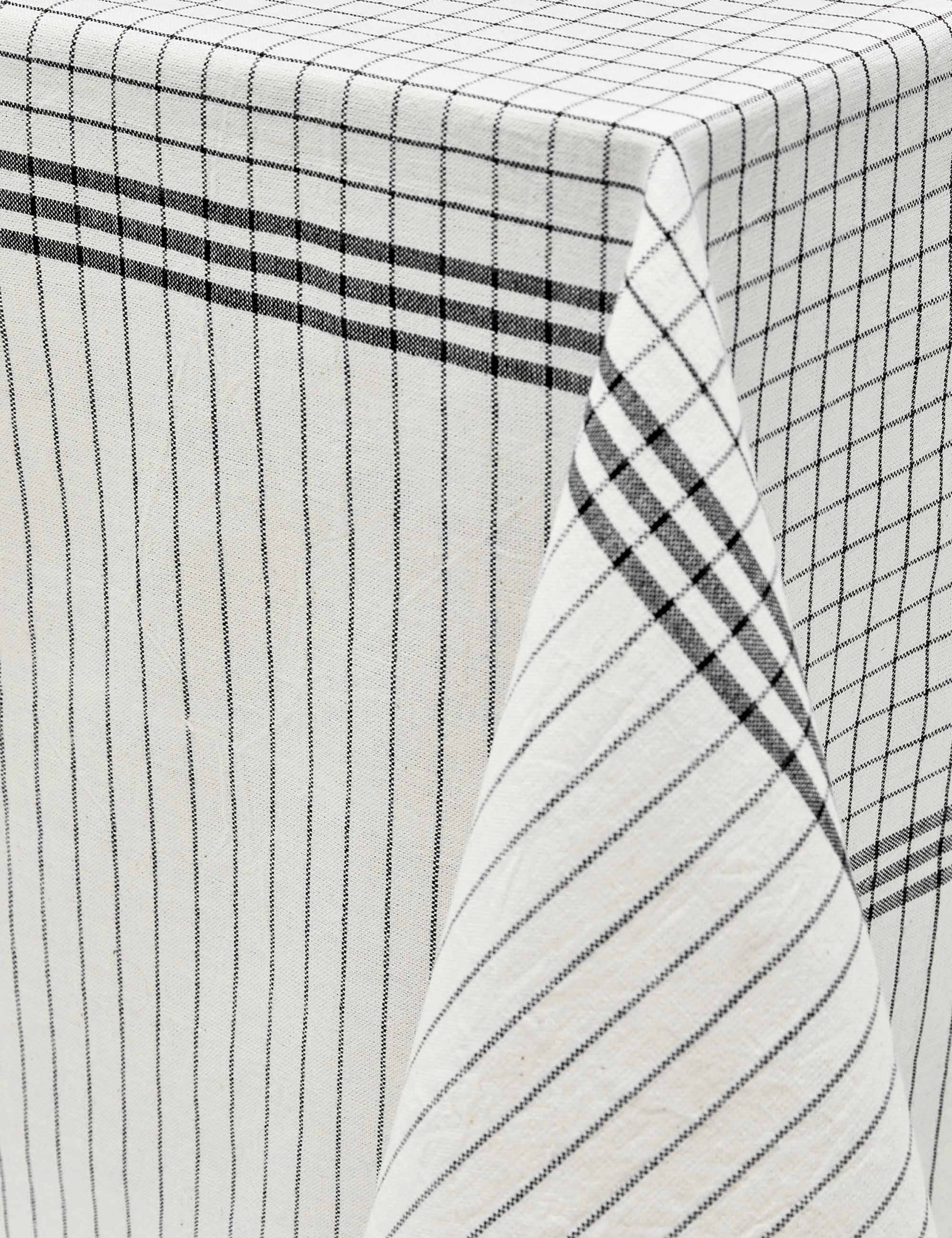 Heather Taylor Home French Lattice Tablecloth - Thumbnail 3