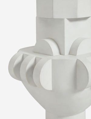 Close-up of the geometric details on the middle of the toivo tall pedestal