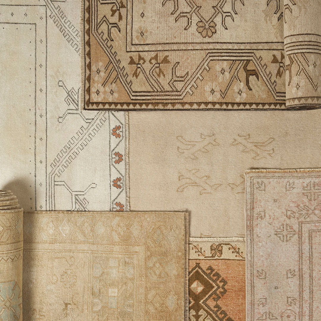 Vintage Turkish Hand-Knotted Wool Rug No. 553, 3'4