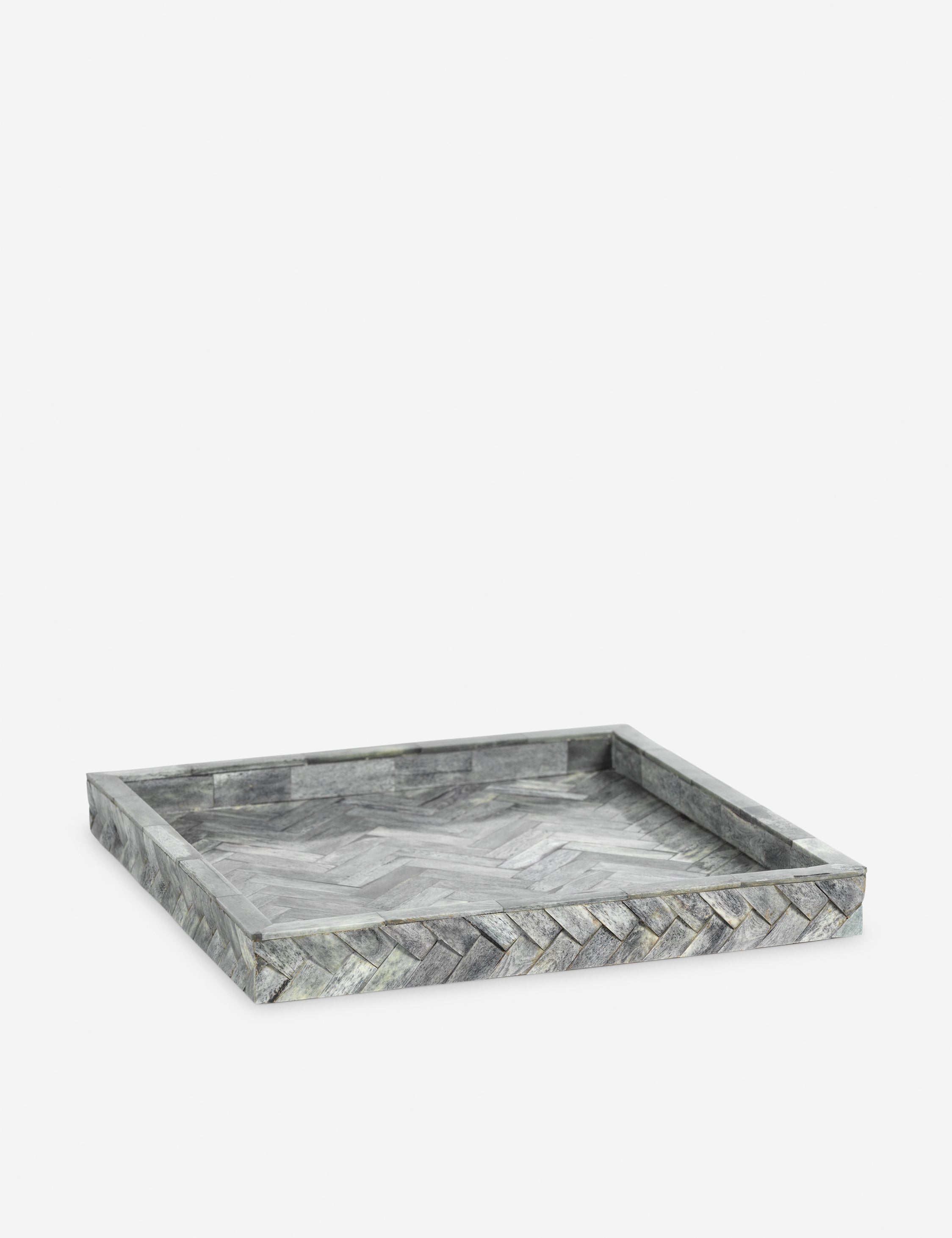 #color::gray #size::medium