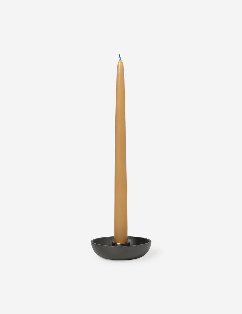 #color::black-aluminium #style::candle-holder