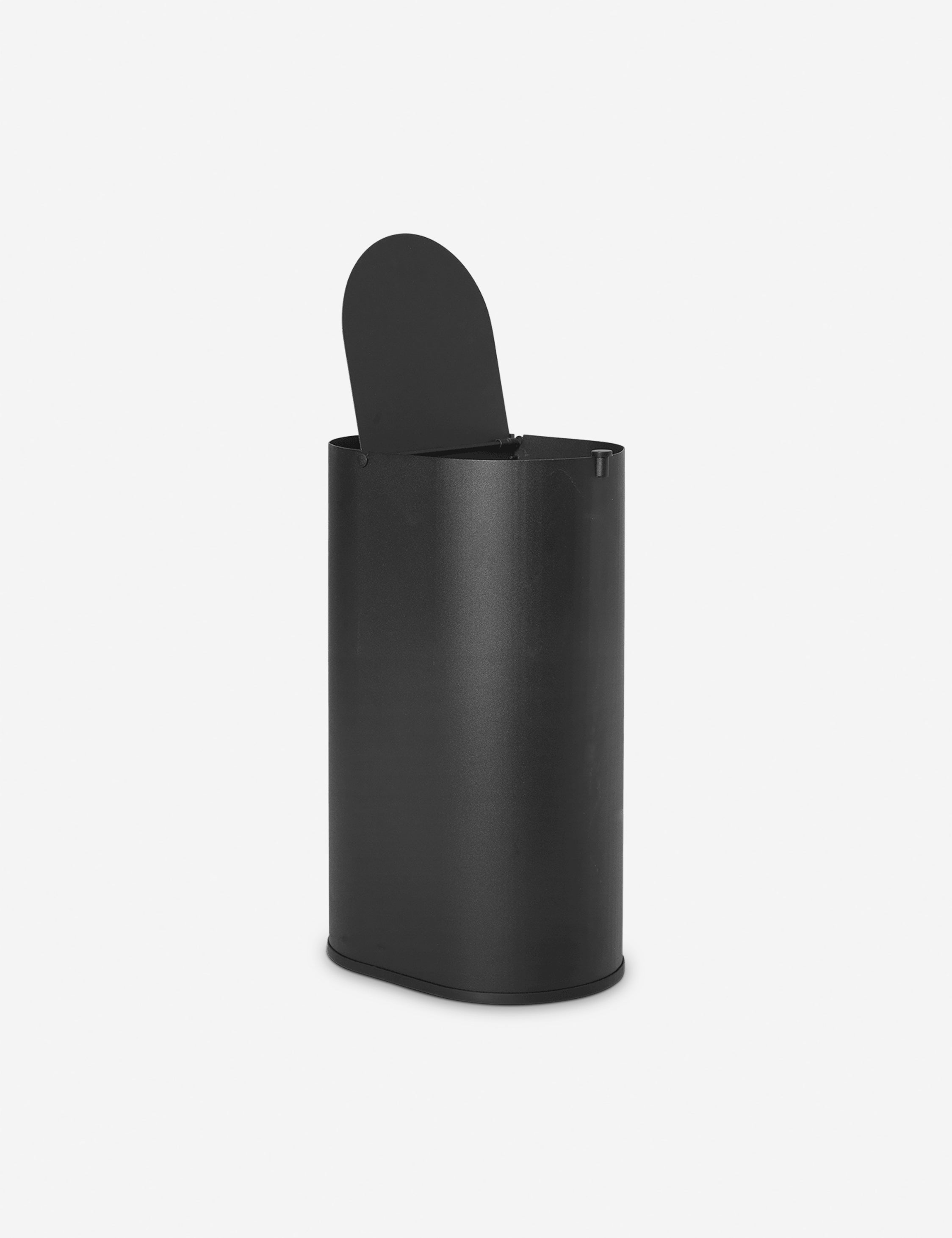 #color::black #size::small