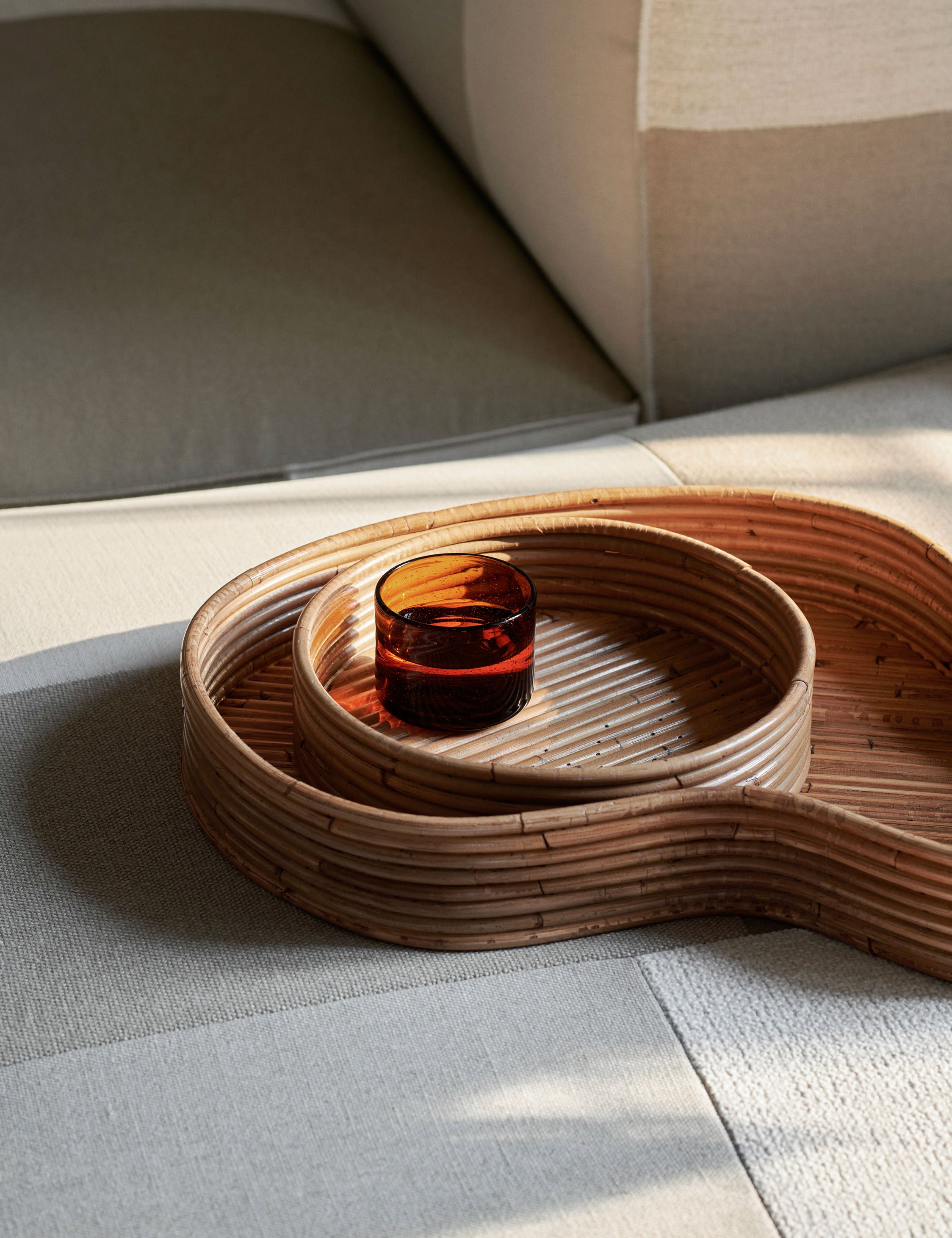 Isola Trays (Set of 2) - Thumbnail 4