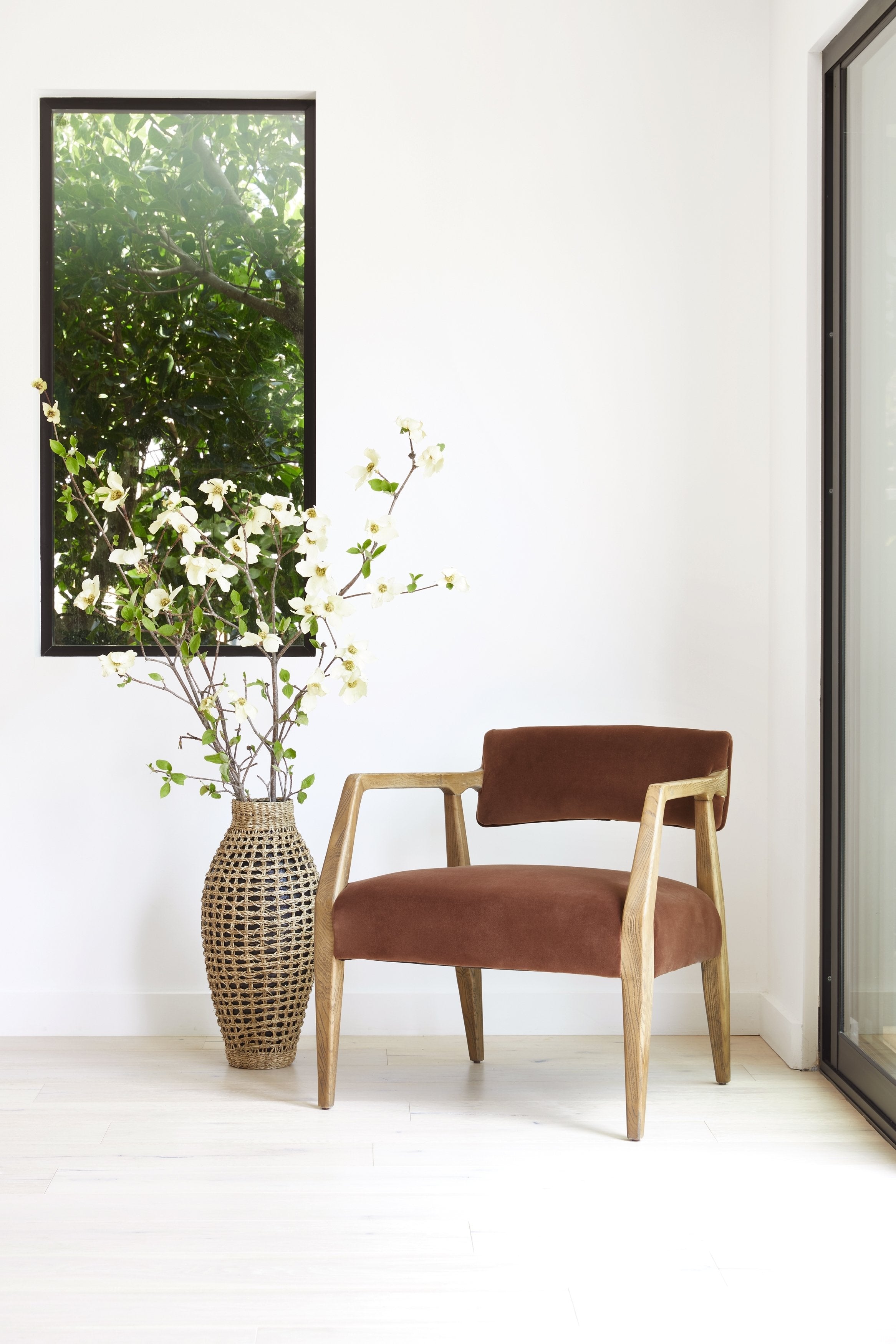 Larabee Arm Chair - Thumbnail 2