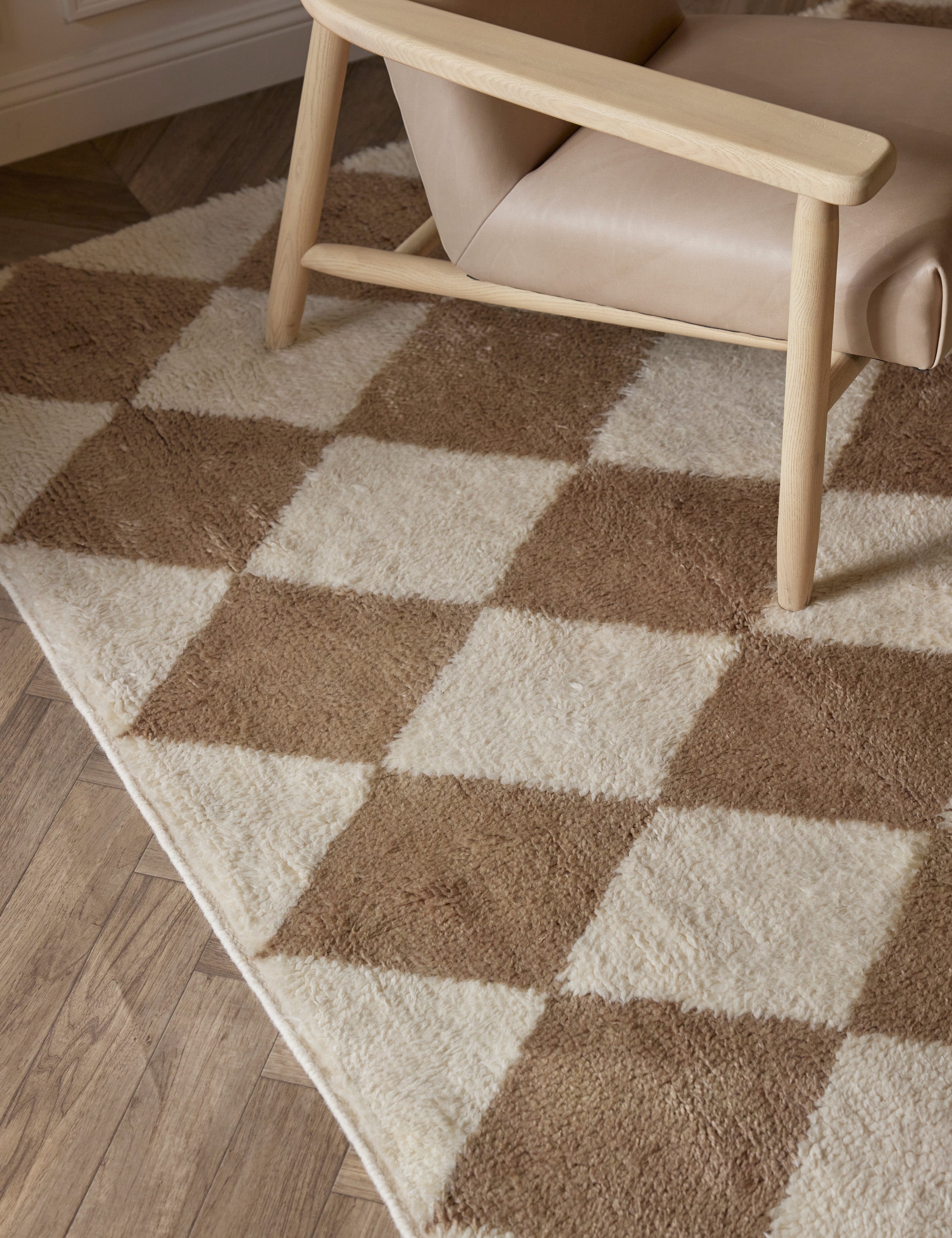 Desert Dazzle Moroccan Shag Rug Handmade In 100 Percent New Zealand Wool For Luxury Home Decor